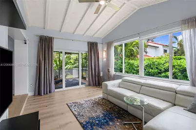 810 Venetia Ave, Coral Gables, FL 33134 - Photo 8