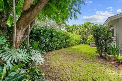 810 Venetia Ave, Coral Gables, FL 33134 - Photo 36