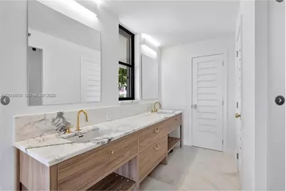 2575 S Bayshore Dr #4A, Miami, FL 33133 - Photo 22