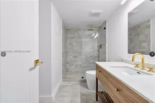 2575 S Bayshore Dr, Miami, FL 33133 - Photo 28