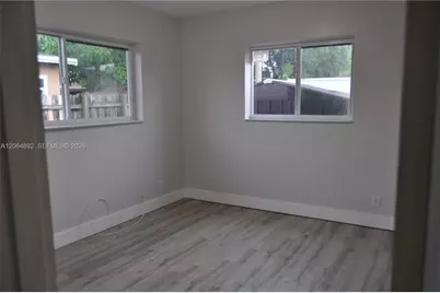 4035 E 2nd Ave, Hialeah, FL 33013 - Photo 32
