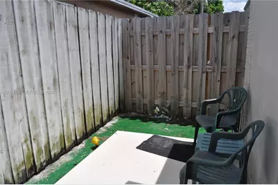 4035 E 2nd Ave, Hialeah, FL 33013 - Photo 46