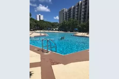 16919 N Bay Rd #609, Sunny Isles Beach, FL 33160 - Photo 18