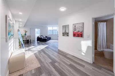 801 Brickell Bay Dr #1961, Miami, FL 33131 - Photo 2