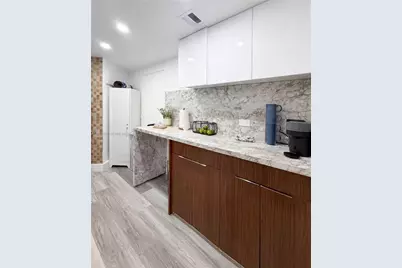 801 Brickell Bay Dr #1961, Miami, FL 33131 - Photo 12