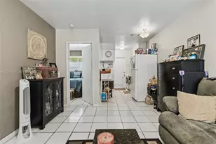2516 Hayes St, Hollywood, FL 33020 - Photo 4