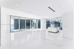 300 Biscayne Blvd Way, Miami, FL 33131 - Photo 1