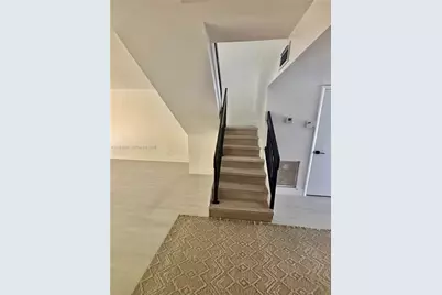 8010 NW 27th Pl #8010, Sunrise, FL 33322 - Photo 6
