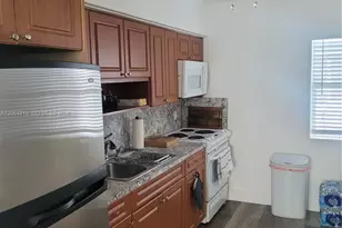 14280 NE 11th Ave, North Miami, FL 33161 - Photo 6