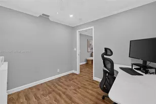 1038 Lavender Cir, Weston, FL 33327 - Photo 32