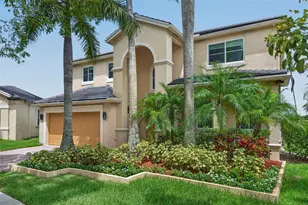 1038 Lavender Cir, Weston, FL 33327 - Photo 2