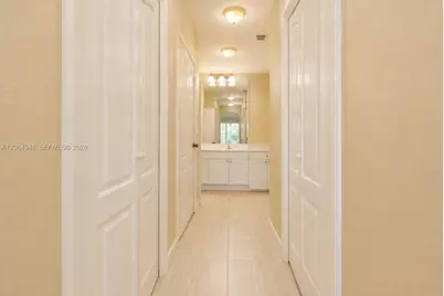 14261 SW 28th St, Miami, FL 33175 - Photo 14