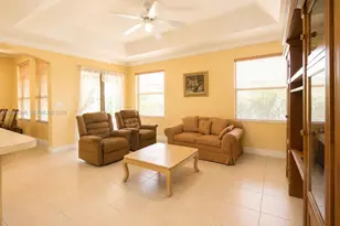 14261 SW 28th St, Miami, FL 33175 - Photo 10