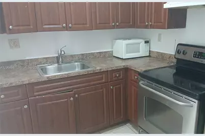 3610 NW 21st St #313, Lauderdale Lakes, FL 33311 - Photo 2