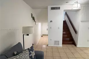 8690 SW 154th Cir Pl, Miami, FL 33193 - Photo 10