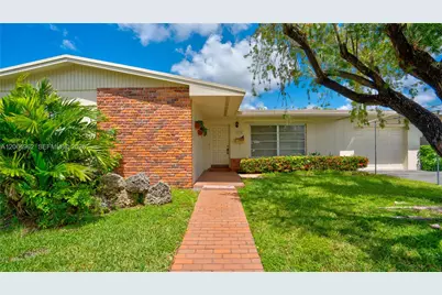 1730 SW 97th Pl, Miami, FL 33165 - Photo 12