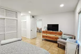 2620 NE 135th St, North Miami, FL 33181 - Photo 6