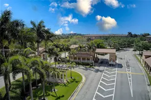 1075 SW 147th Ave, Pembroke Pines, FL 33027 - Photo 40
