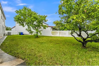 15887 NW 11th St, Pembroke Pines, FL 33028 - Photo 54