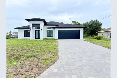 705 Colyer St E, Lehigh Acres, FL 33974 - Photo 2