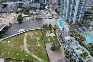 350 S Miami Ave, Miami, FL 33130 - Photo 20