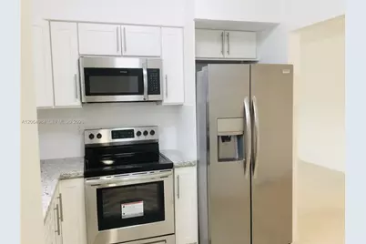 18280 S Glades Dr, North Miami Beach, FL 33162 - Photo 4