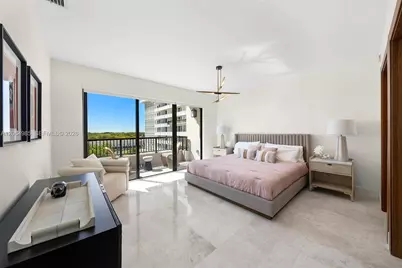 701 Valencia Ave #405, Coral Gables, FL 33134 - Photo 20