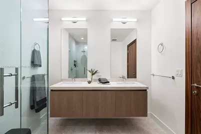 701 Valencia Ave #405, Coral Gables, FL 33134 - Photo 24