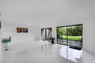3843 Alcantara Ave, Doral, FL 33178 - Photo 12
