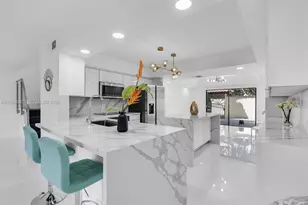 3843 Alcantara Ave, Doral, FL 33178 - Photo 10