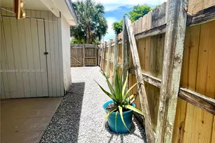 1004 SW 24th Ave, Fort Lauderdale, FL 33312 - Photo 48
