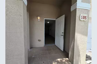 14142 SW 260th St #105, Homestead, FL 33032 - Photo 2