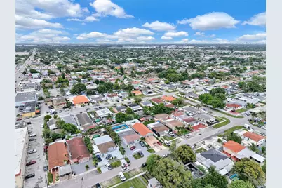 451 E 37th St, Hialeah, FL 33013 - Photo 46