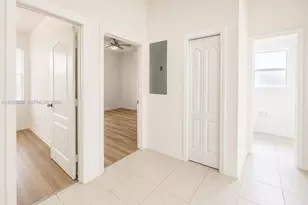 365 Stella Maris Dr, Naples, FL 34114 - Photo 2