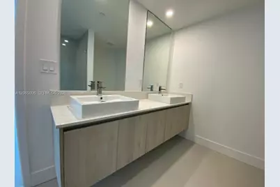 13800 Highland Dr #PH3, North Miami Beach, FL 33181 - Photo 8