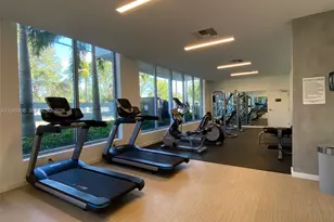 13800 Highland Dr, North Miami Beach, FL 33181 - Photo 14