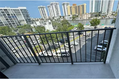 800 Parkview Dr #502, Hallandale Beach, FL 33009 - Photo 1