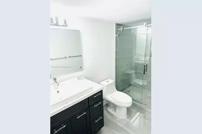 800 Parkview Dr #502, Hallandale Beach, FL 33009 - Photo 14