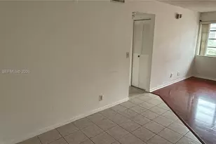 1032 Twin Lakes Dr, Coral Springs, FL 33071 - Photo 10