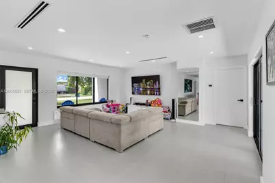 11243 SW 174th Ter, Miami, FL 33157 - Photo 6