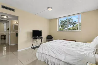 3150 Holiday Springs Blvd #8-112, Margate, FL 33063 - Photo 30