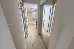 1605 Bay Rd, Miami Beach, FL 33139 - Photo 18