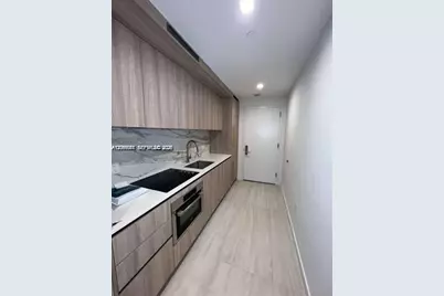 77 SE 5th St #1704, Miami, FL 33131 - Photo 6
