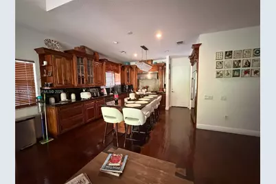 15901 NW 83rd Pl, Miami Lakes, FL 33016 - Photo 8