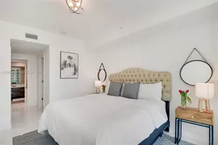 1080 Brickell Ave, Miami, FL 33131 - Photo 10