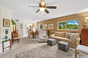 900 SW 142nd Ave, Pembroke Pines, FL 33027 - Photo 2