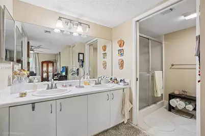 900 SW 142nd Ave #301L, Pembroke Pines, FL 33027 - Photo 10
