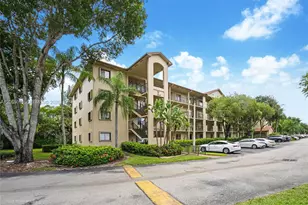 900 SW 142nd Ave, Pembroke Pines, FL 33027 - Photo 1