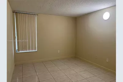 8810 Fontainebleau Blvd #209, Miami, FL 33172 - Photo 18
