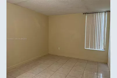 8810 Fontainebleau Blvd #209, Miami, FL 33172 - Photo 12
